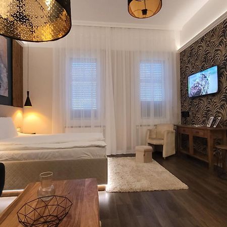 Glamour Apartman Gyula Exterior foto